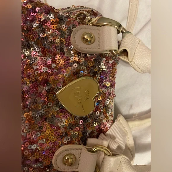 Mini Betsey Johnson Bag - Picture 3 of 7